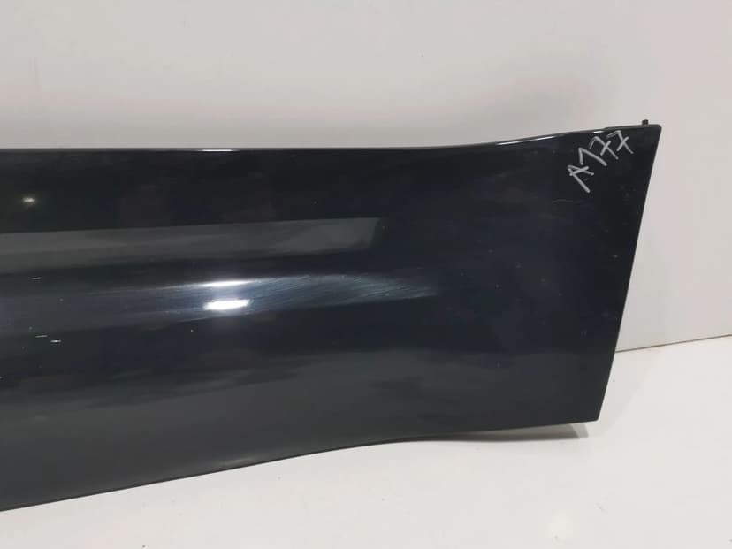 land rover defender l663 listwa drzwi lewy tył ładna