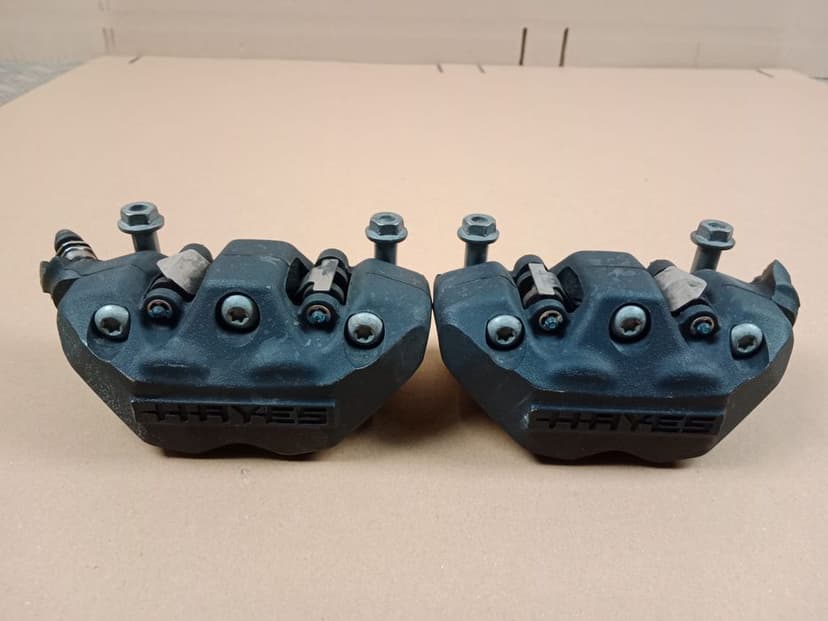 Bmw R1250 GS K50 K51 Zaciski Hamulcowe Przód Zacisk Hamulcowy L + P