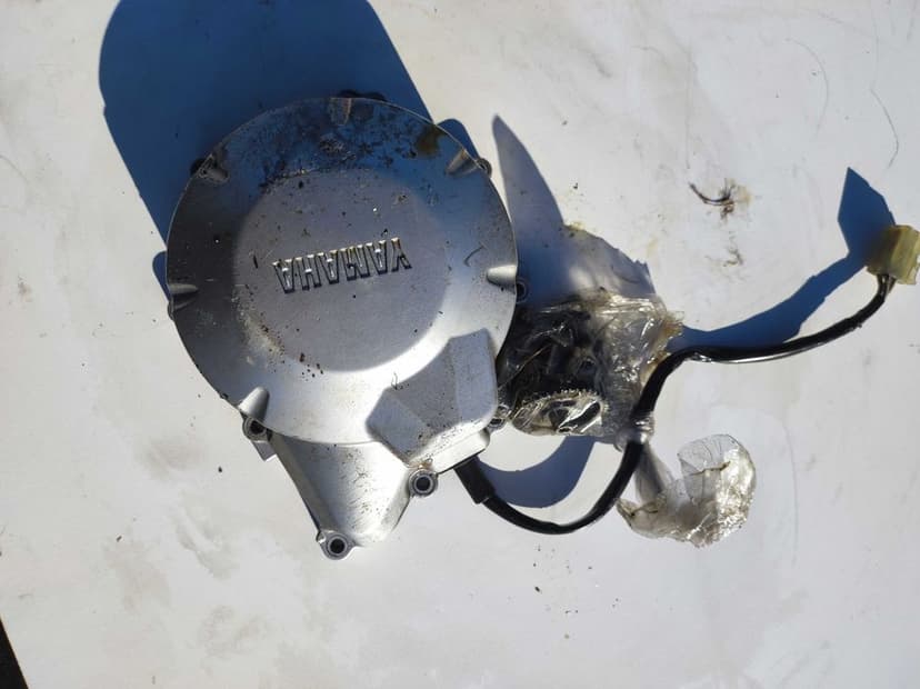 Yamaha FZ6 2004–2009 dekiel statora + stator pokrywa iskrownik zapłon