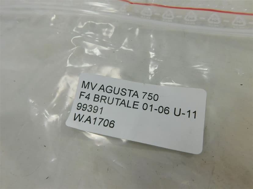 PLASTIK WYPEŁNIENIE OWIEWKA MV AGUSTA 750 F4 BRUTALE 01-06 U-11 99391