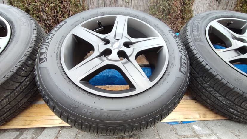 20x8,5J Land Rover Defender Discovery 2022 Range Rover Michelin L663