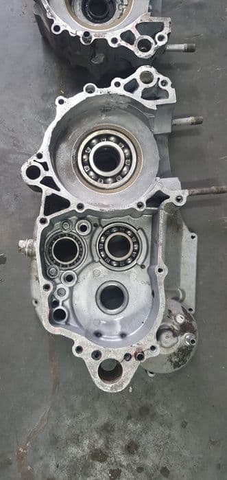 Kartery Karter połówka blok silnik 1997 Kawasaki kx 250 czesci korpus