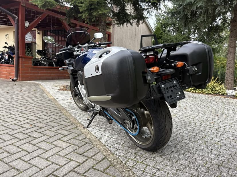 Yamaha FZ1 ABS Bezwypadkowy Oryginał Kufry Transport Polecam