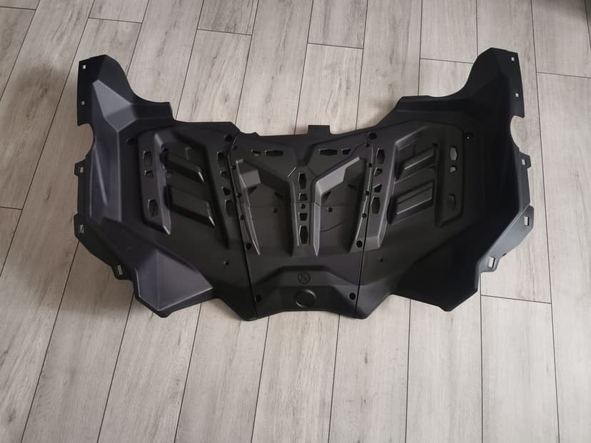 Can am Maverick x3 bagażnik tylny tył cargo wanna osłona owiewka