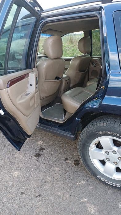 Sprzedam auto Jeep Cherokee