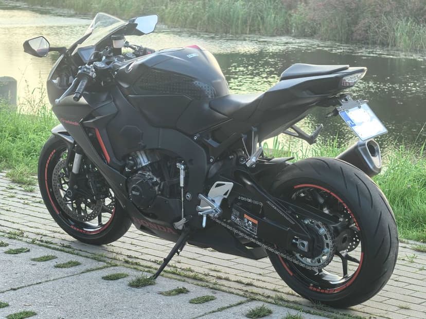 Honda CBR 1000rr Fireblade ABS