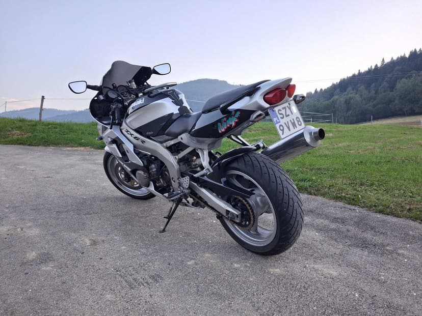 Kawasaki ZX6R Ninja 2000r.