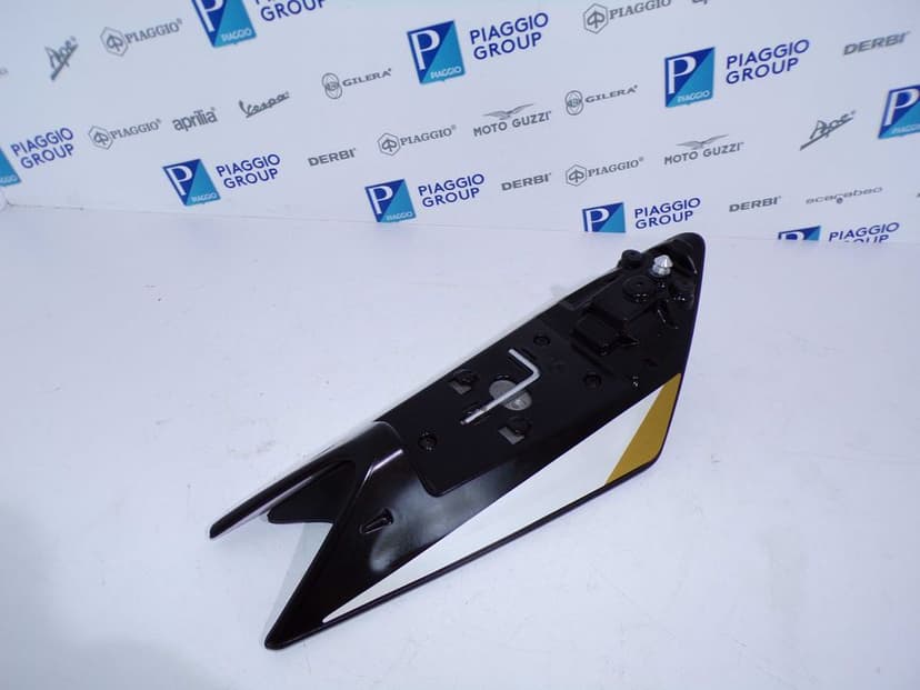 Tylna osłona Siedzenia Lotka Aprilia RS 660 RS 1000 Oryginał OEM.