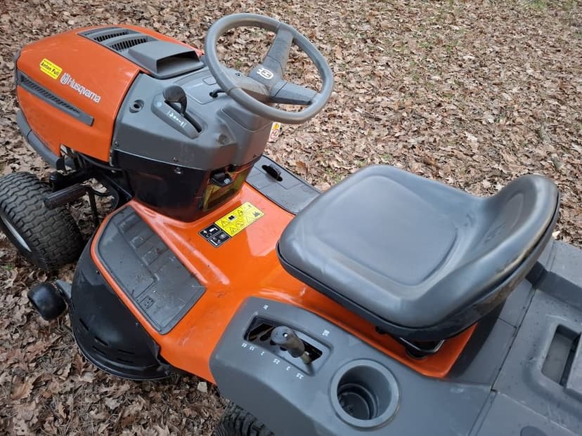 Traktorek kosiarka husqvarna tc138.