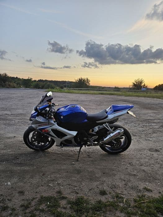 Suzuki Gsx-R 1000 k8