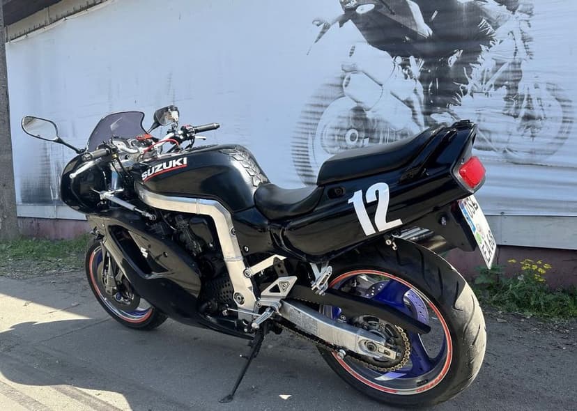 Suzuki GSX-R 750 Sprowadzony z Niemiec 1992 Pełna Dokumentacja