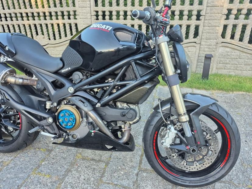 Ducati Monster 1100 Evo