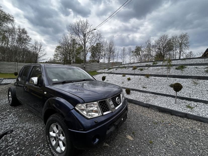 Nissan navara (pick up)