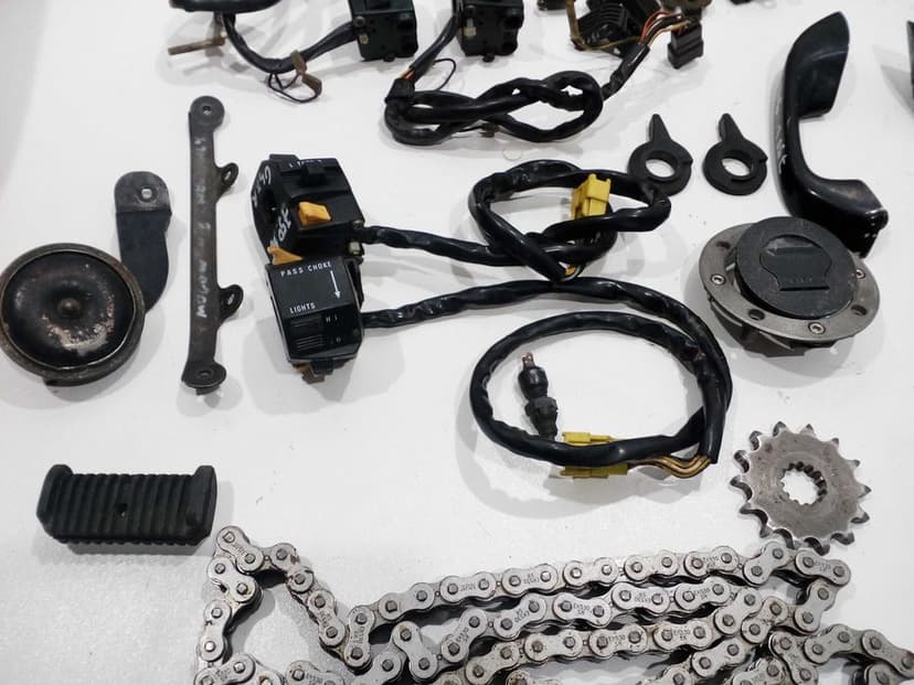 Suzuki gsx r 750 W , gsxr 750 W cewka przełącznik instalacja rączki