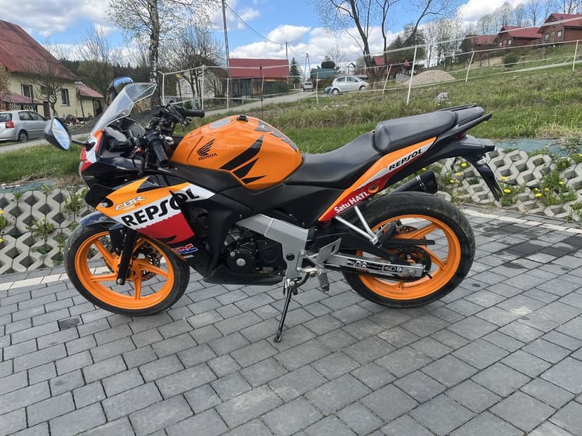Honda CBR125R JC50 2012r •Repsol•