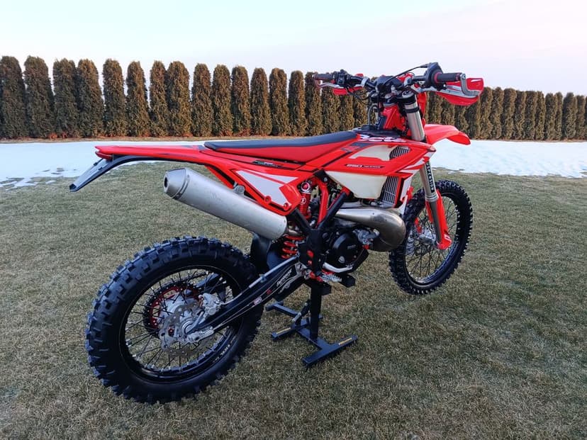 Beta RR 250 2T 2024 r jak nowa !