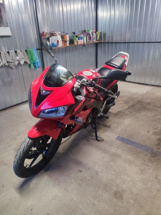 Honda CBR 125 JC39