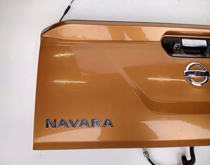 KLAPA BURTA TYŁ TYLNA EAU SAVANNACH ORANGE NISSAN NAVARA D23