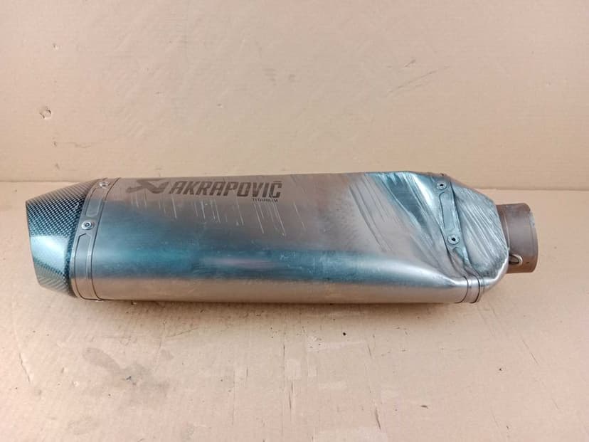 BMW S1000RR S1000 RR Kompletny Układ Wydechowy Tytan Carbon Wydech Akrapovic  10-18
