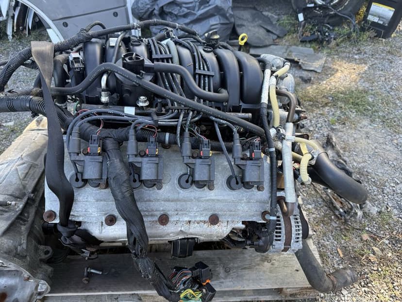 Silnik kompletny 5.7 HEMI Jeep Grand Cherokee WK