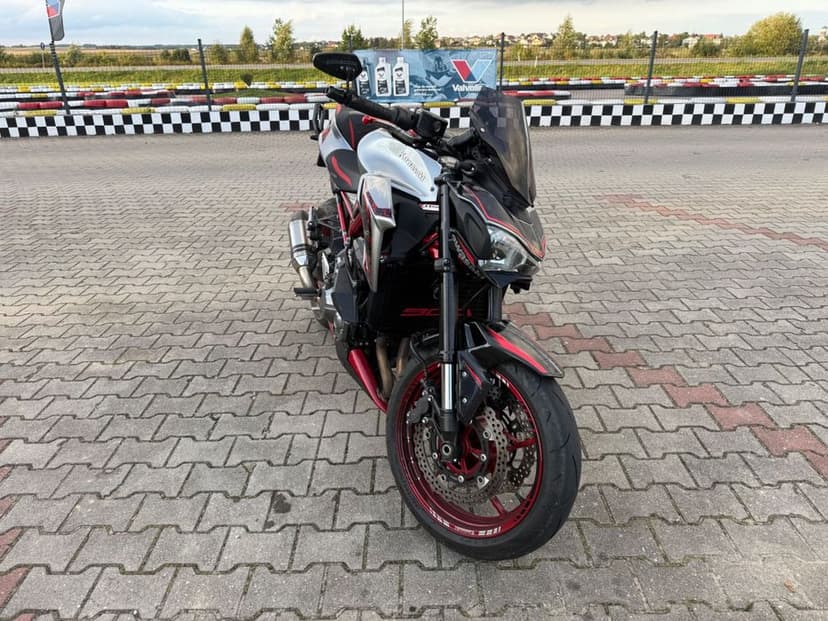 Kawasaki z900 2019 r Akrapovic