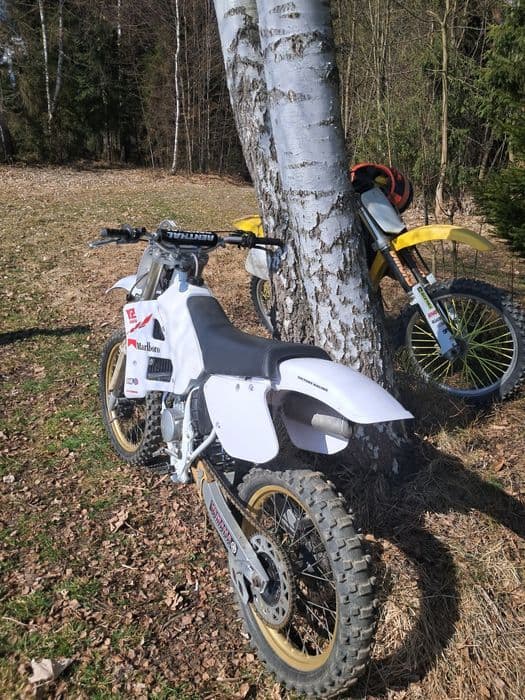 Yamaha Yz 125 klasyk  (kx,rm,cr,yz,dt,sx,mx,gs)