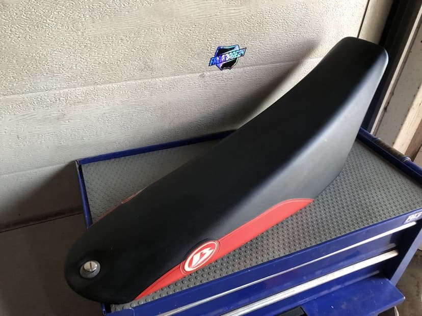Fotel kanapa beta  rr track factory