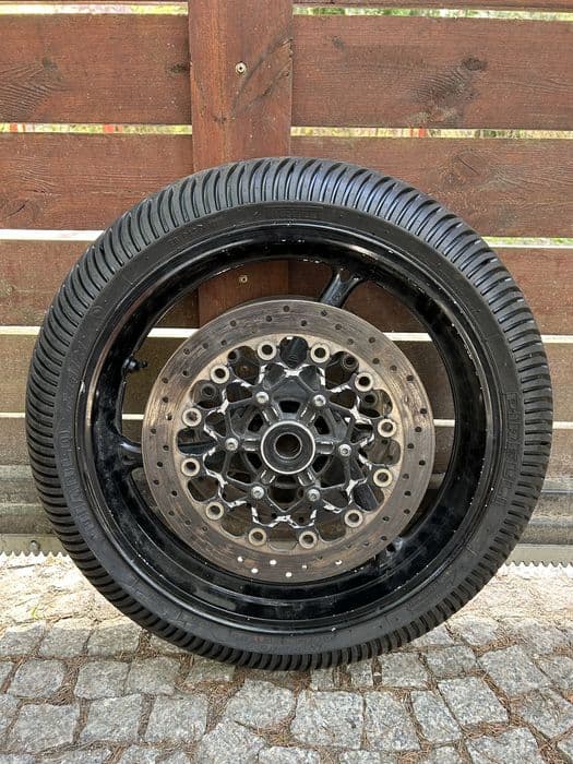 Koła Suzuki gsxr750 L0, opony deszczowe