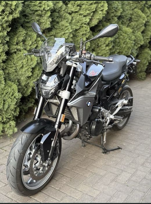 Sprzedam BMW F900R