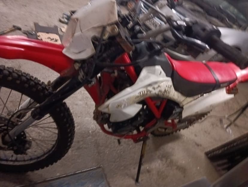 Cross x-motos xmotos 300 CCM 250 KTM Derbi sport 125 duke road mv