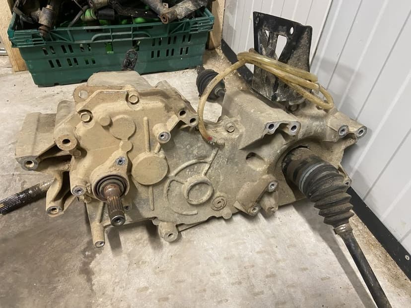 Skrzynia biegów dyfer tył półosie polaris sportsman 570/800/500/450