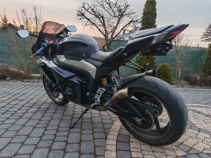 Suzuki gsxr 1000k9 quickshifter