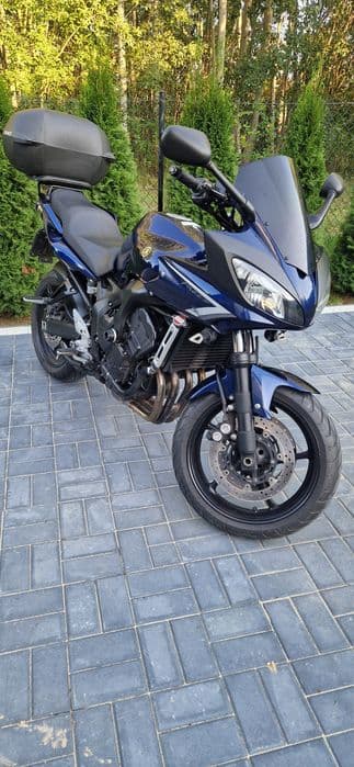 Zamienie  Motocykl Yamaha fz6 s2  2009