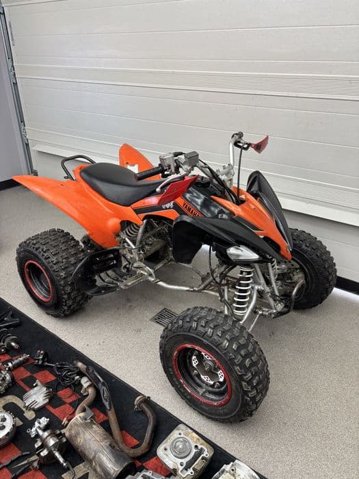 Dawca Części YAMAHA RAPTOR YFM 250 R 08-13 Cylinder Skrzynia Wał Stator Magneto Cdi Moduł Kartery Wydech Instalacja Dekiel Magneto