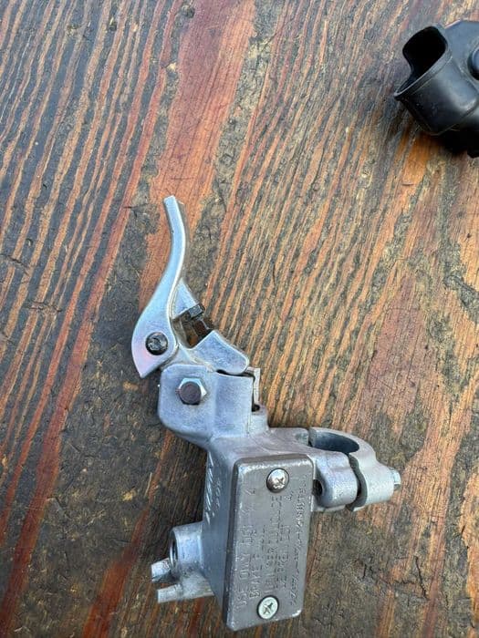 nissin pompa hamulca przod przedniego suzuki rm rmz rmx 125 / 250  450