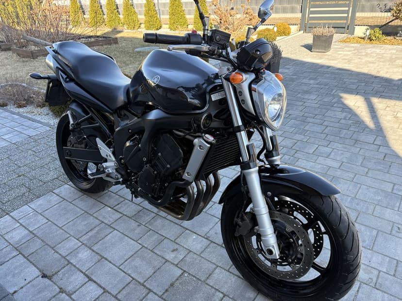 Yamaha fz6 black series 2005r