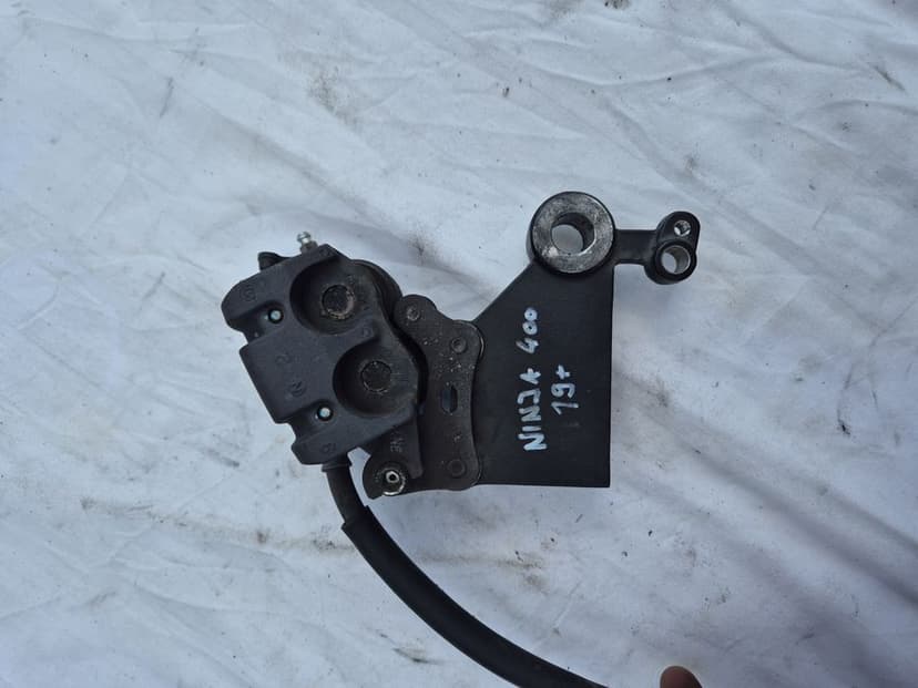 Tylny Zacisk Hamulcowy Kawasaki Ninja 400