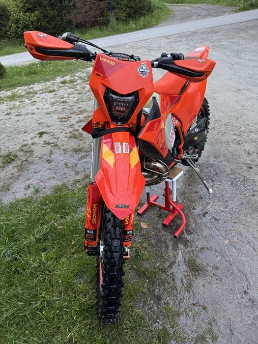 Ktm exc 300 sixdays model 2025