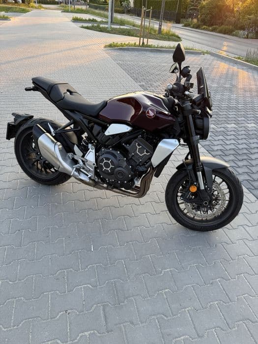 Motocykl HONDA CB 1000 R