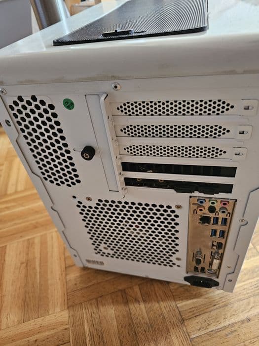 Komputer gamingowy i5 Rtx 2070 super 16 gb ddr4