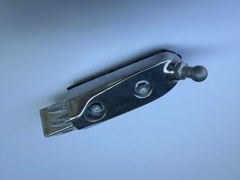 Aprilia podnóżek kierowcy RS660 Shiver Tuono Dorsoduro Tuareg