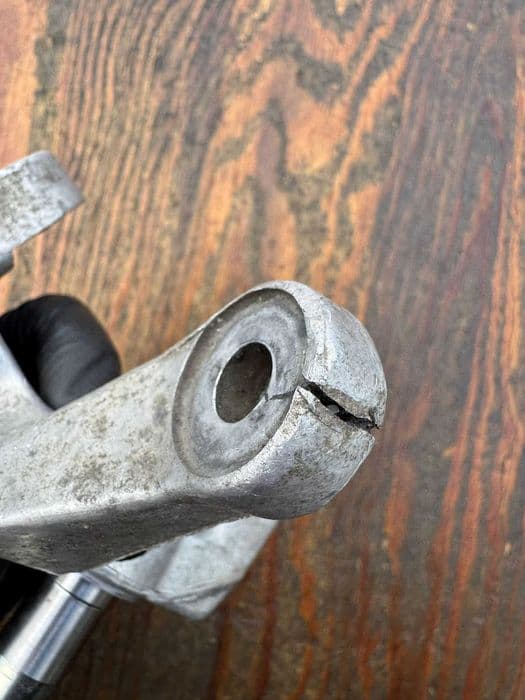 lewa zwrotnica przod przednia zawieszenia kawasaki kfx 450 r 08-14