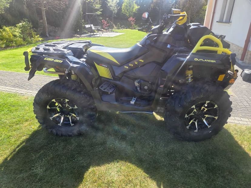 Can-Am Outlander MAX XMR 1000r FOX