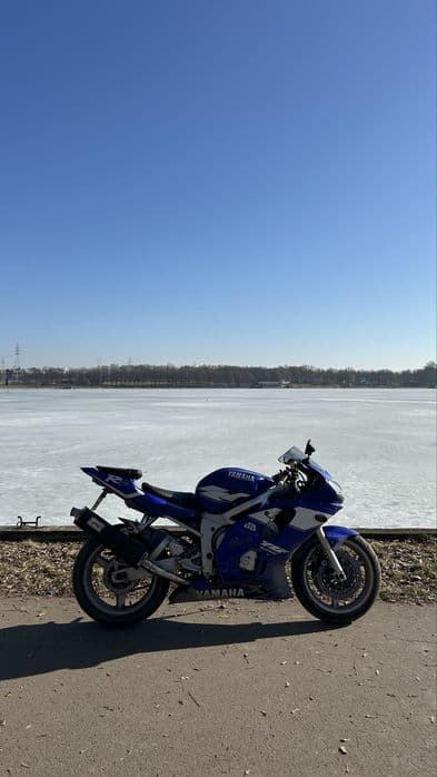 Yamaha R6 rj03 99 rok