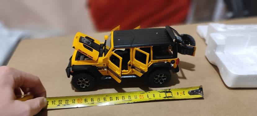 Jeep Wrangler Model 1:24 Hot Wheels zabawka dla chłopca NOWY