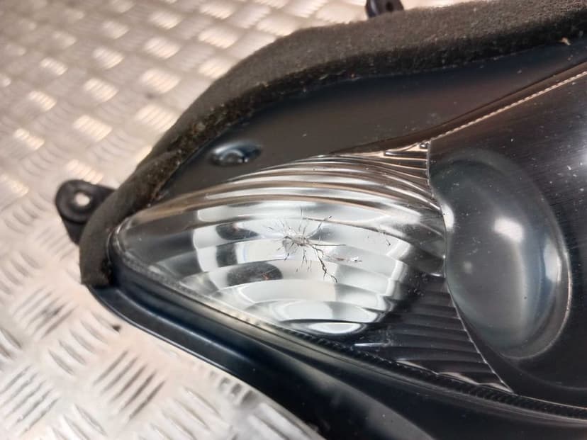 Kawasaki ZX14R Lampa Prawa Przód Przednia Reflektor Przedni  16-20