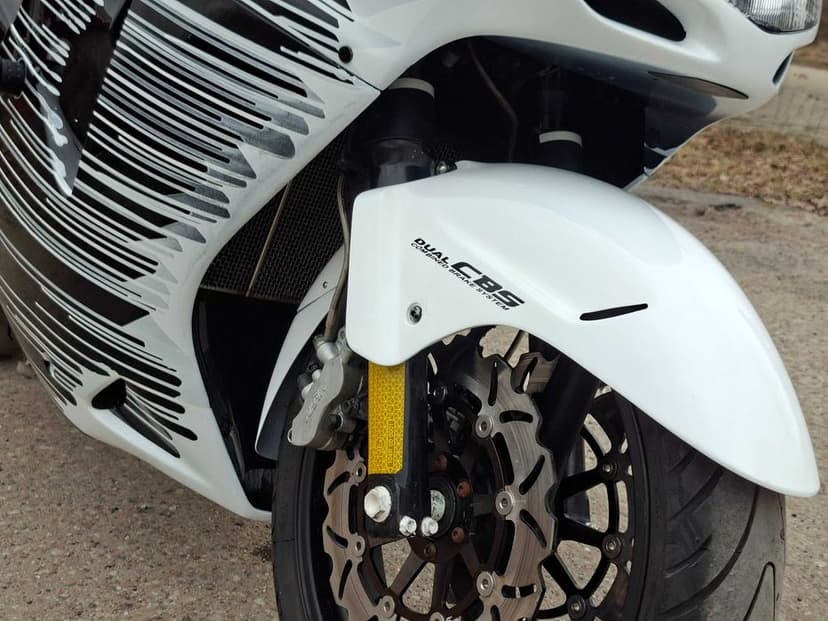 Honda CBR 1100 XX wtrysk superblackbird 164hp nie Hayabusa ZX-12R