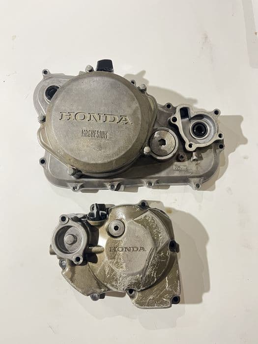 Części Honda CRF 250 ,04-09 skrzynia pokrywy gaźnik magneto fajka