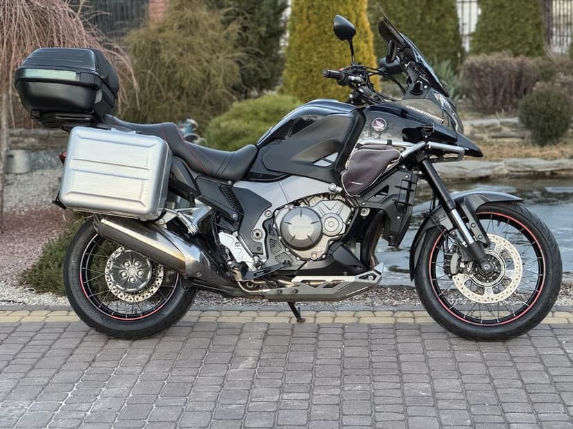 HONDA VFR 1200 Croostourrer 3 Kufry Maly Przebieg