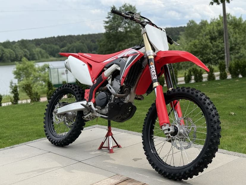 Honda CRF 250R 2021 nowy silnik